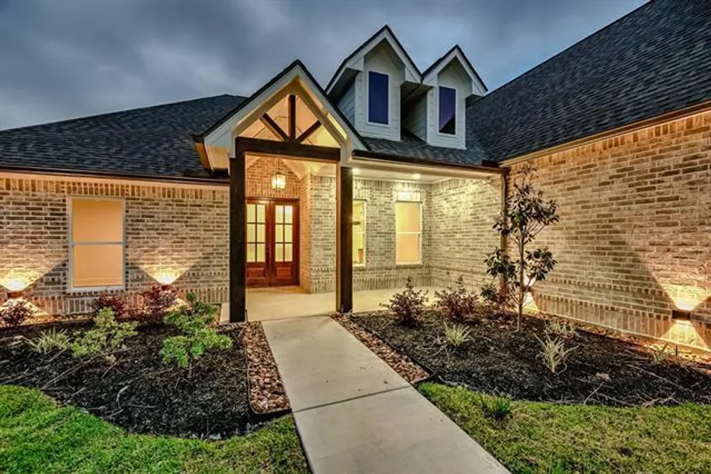 3570 Lily Ln, Beaumont, TX 77713
