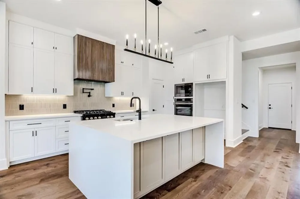 3570 Lily Ln, Beaumont, TX 77713