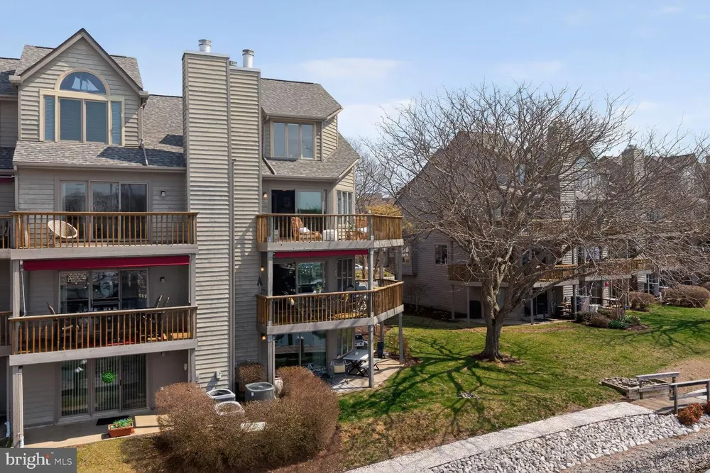 2186 Chesapeake Harbour Dr E, Annapolis, MD 21403