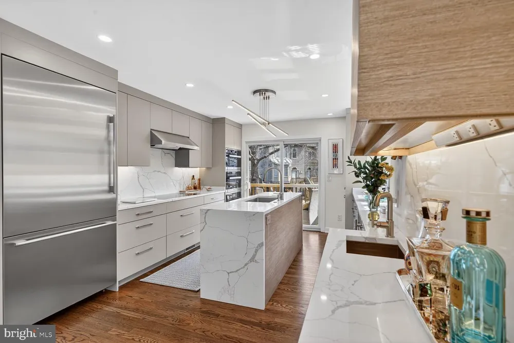 2186 Chesapeake Harbour Dr E, Annapolis, MD 21403