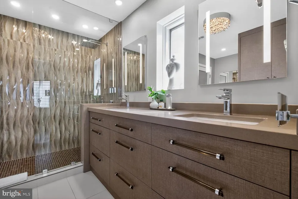 2186 Chesapeake Harbour Dr E, Annapolis, MD 21403