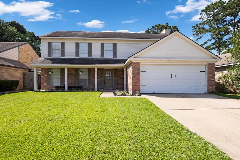 9415 Towerstone Dr, Spring, TX 77379