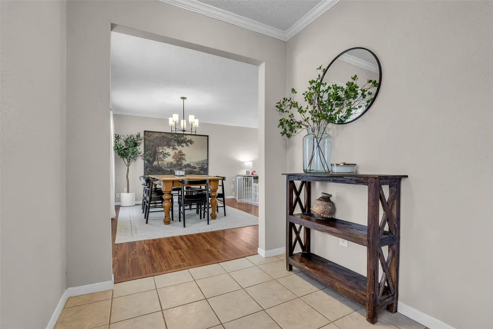 9415 Towerstone Dr, Spring, TX 77379