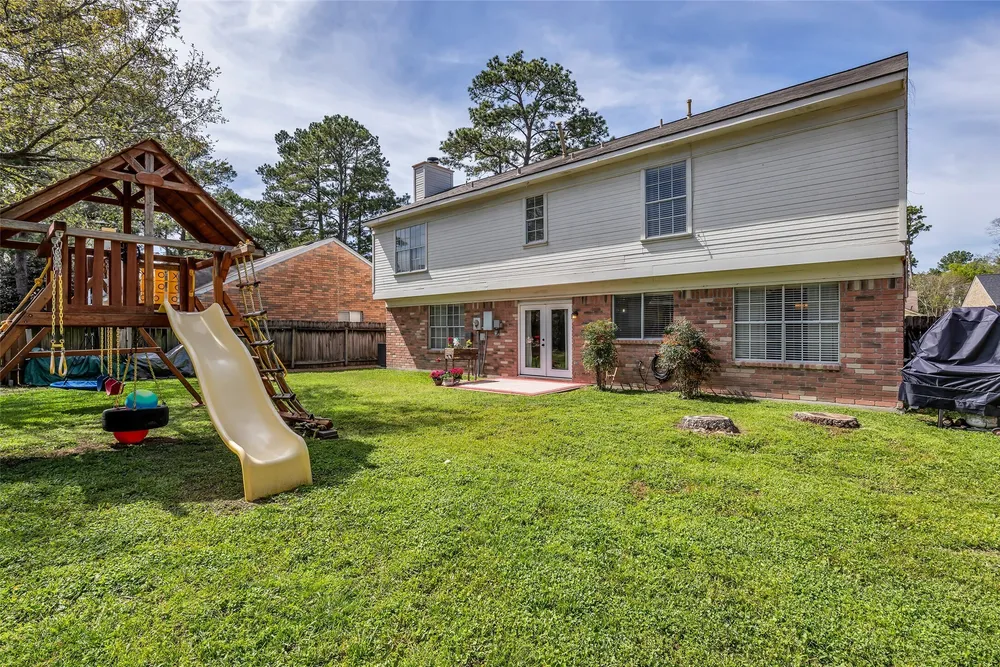 9415 Towerstone Dr, Spring, TX 77379