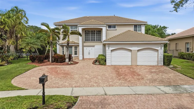 2608 Oakbrook Ct, Weston, FL 33332