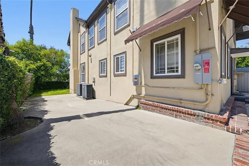 238 S Westmoreland Ave, Rampart Village, CA 90004