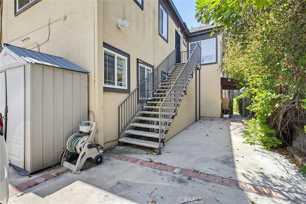 238 S Westmoreland Ave, Rampart Village, CA 90004