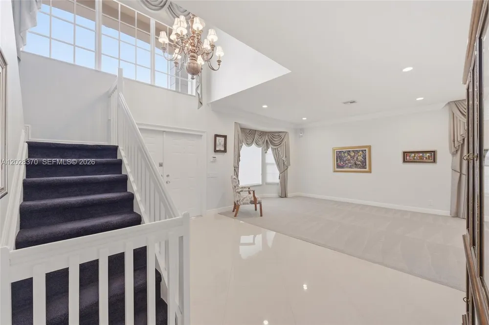 2608 Oakbrook Ct, Weston, FL 33332