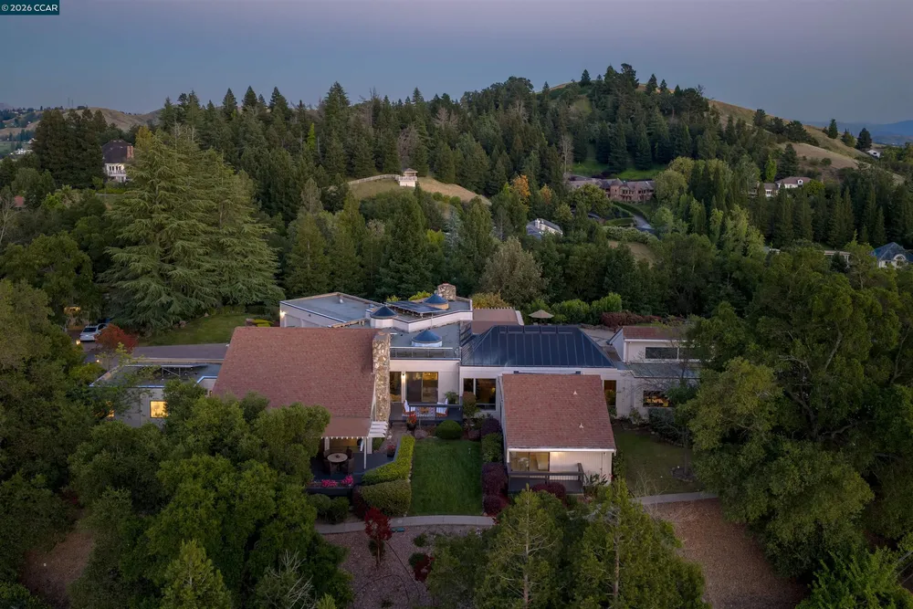 2305 Saddleback Dr, Danville, CA 94506