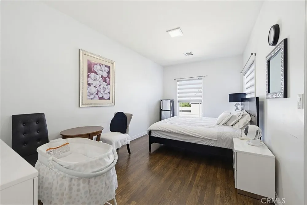 238 S Westmoreland Ave, Rampart Village, CA 90004