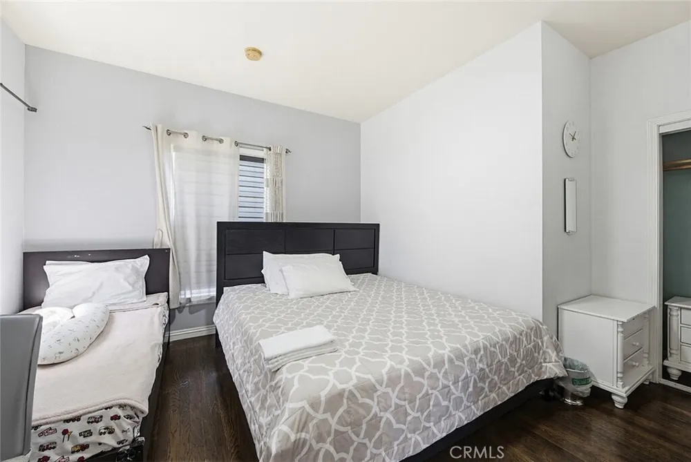 238 S Westmoreland Ave, Rampart Village, CA 90004