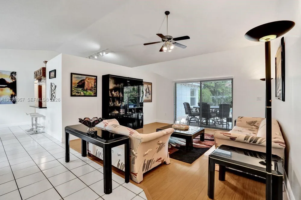 13331 NW 11th Ln, Sunrise, FL 33323