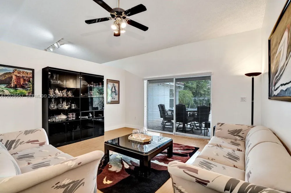 13331 NW 11th Ln, Sunrise, FL 33323