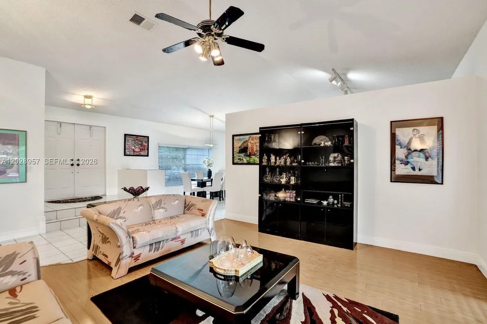 13331 NW 11th Ln, Sunrise, FL 33323