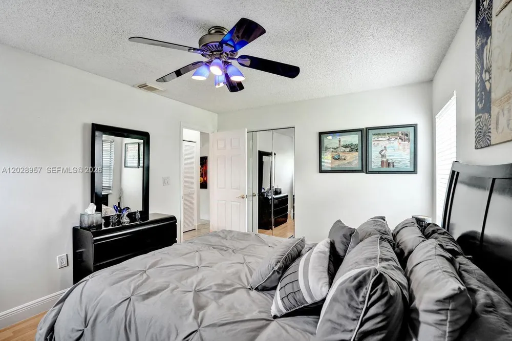 13331 NW 11th Ln, Sunrise, FL 33323