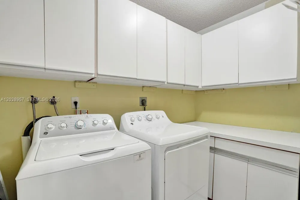 13331 NW 11th Ln, Sunrise, FL 33323