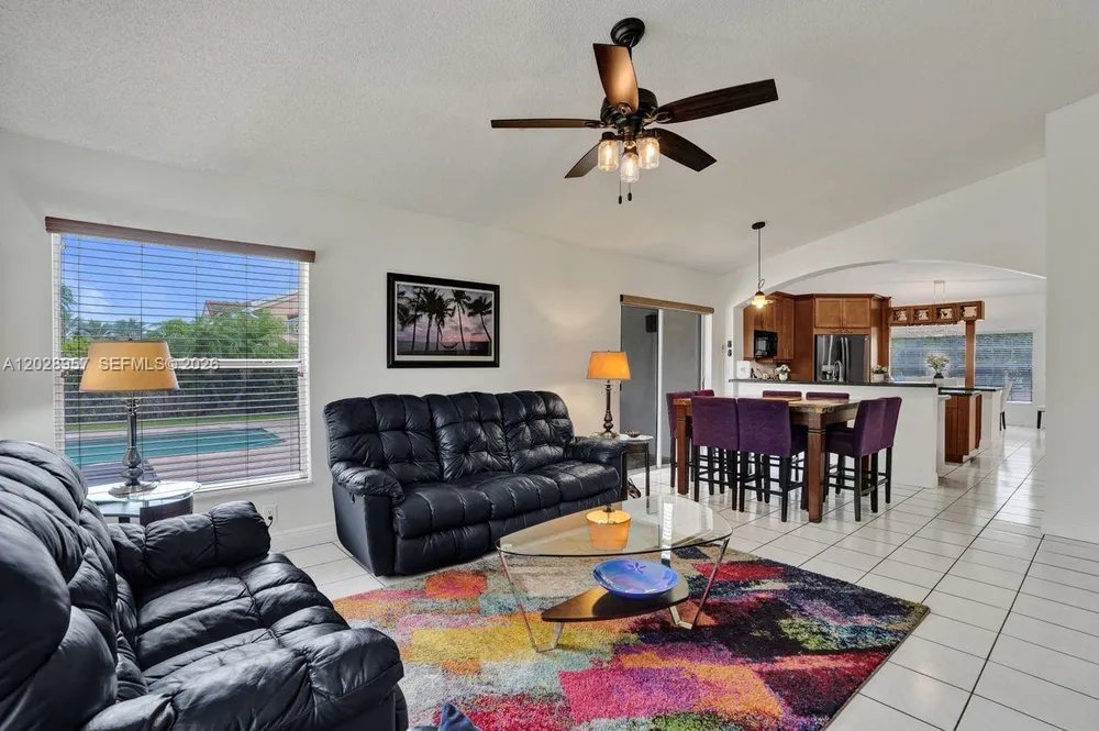 13331 NW 11th Ln, Sunrise, FL 33323