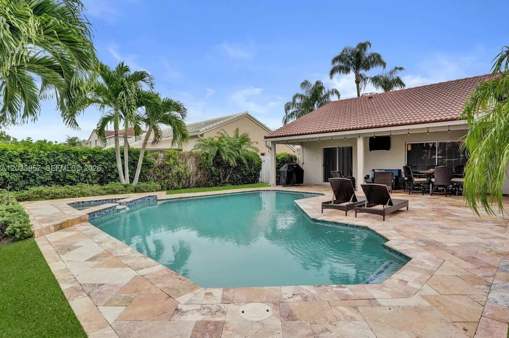 13331 NW 11th Ln, Sunrise, FL 33323