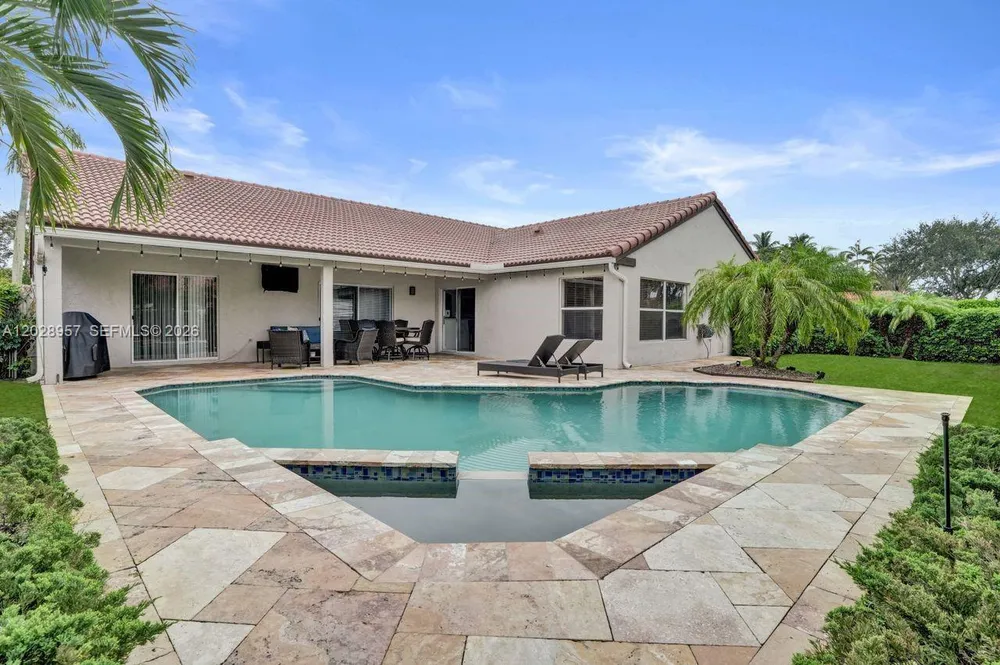 13331 NW 11th Ln, Sunrise, FL 33323