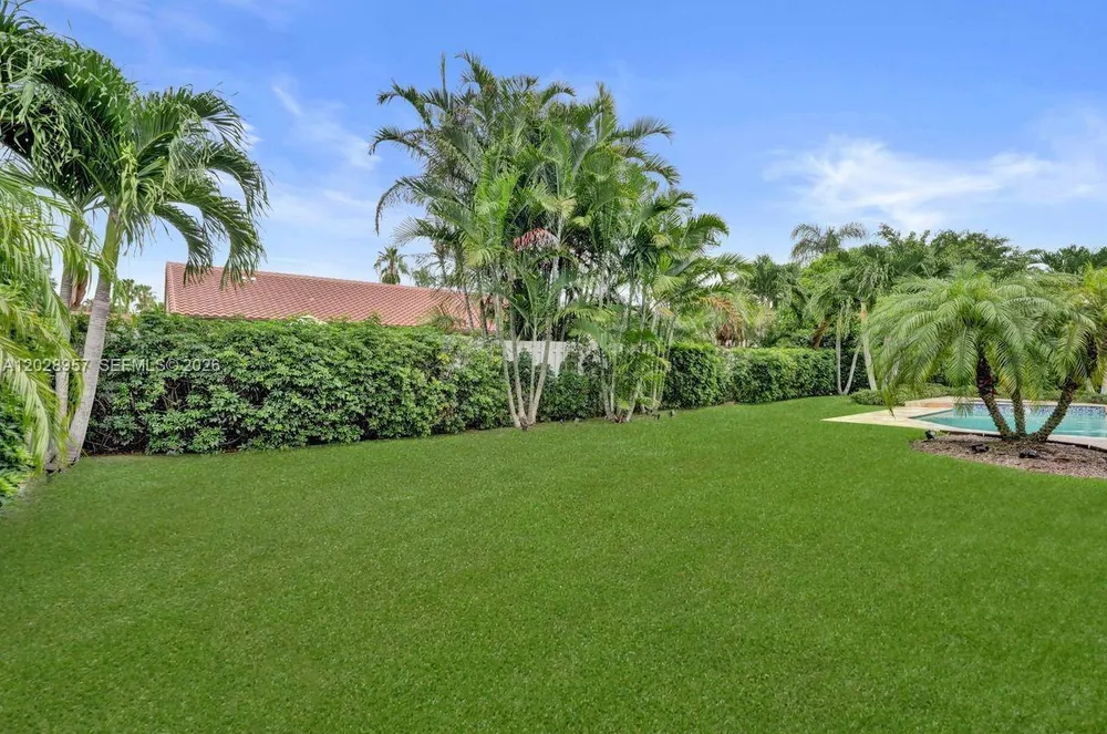 13331 NW 11th Ln, Sunrise, FL 33323