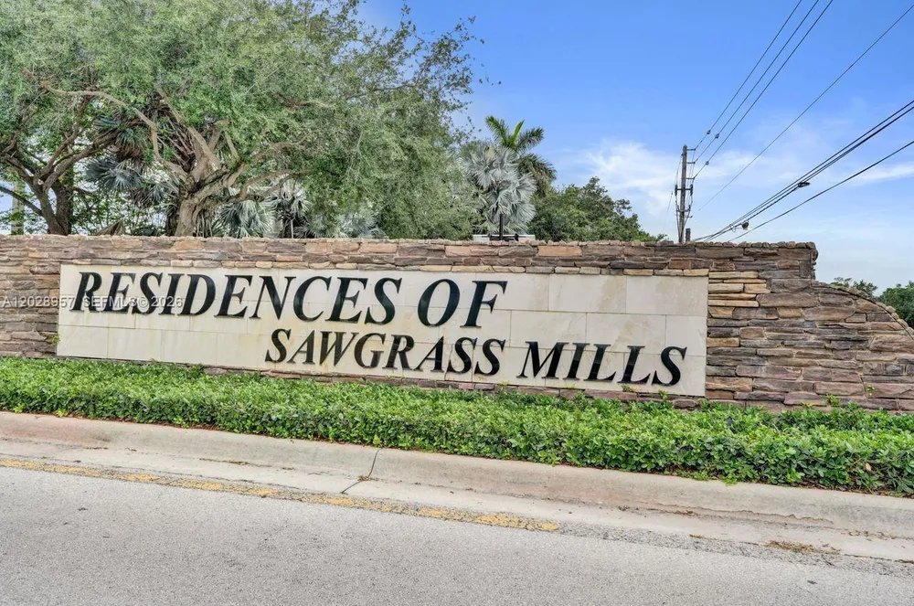 13331 NW 11th Ln, Sunrise, FL 33323