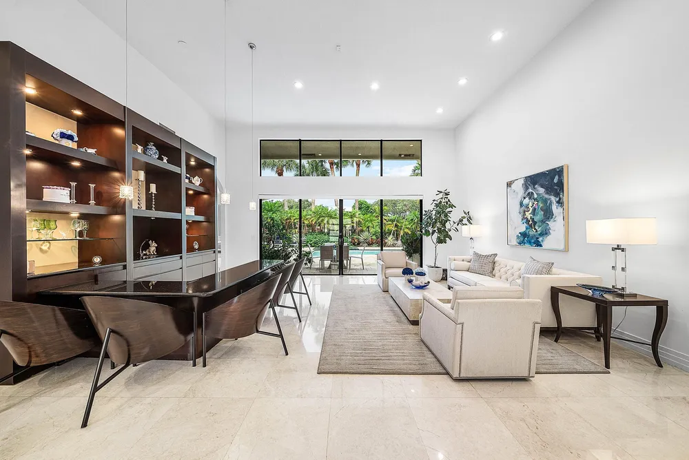 4976 Bocaire Blvd, Boca Raton, FL 33487