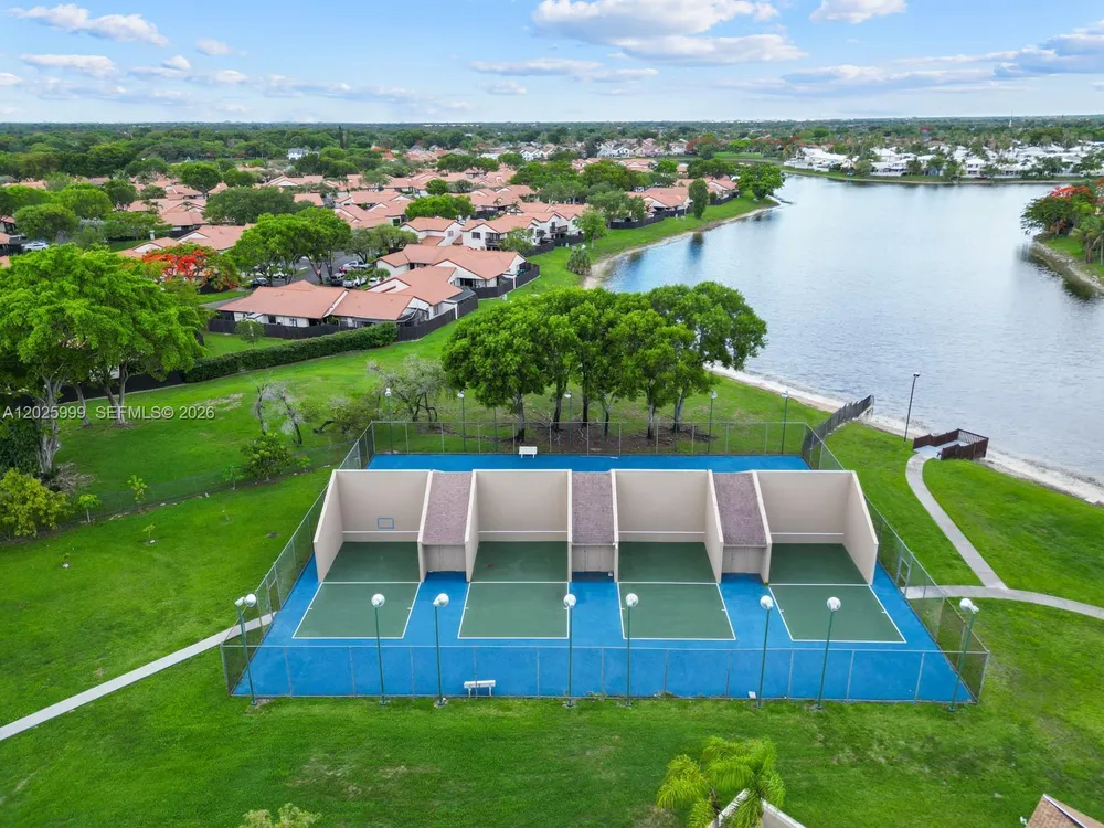 4260 SW 150th Ave, Miami, FL 33185