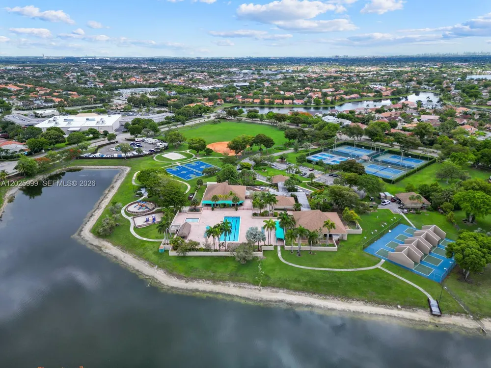 4260 SW 150th Ave, Miami, FL 33185