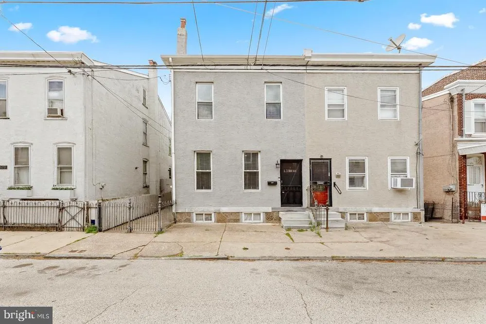 428 Conarroe St, Philadelphia, PA 19128