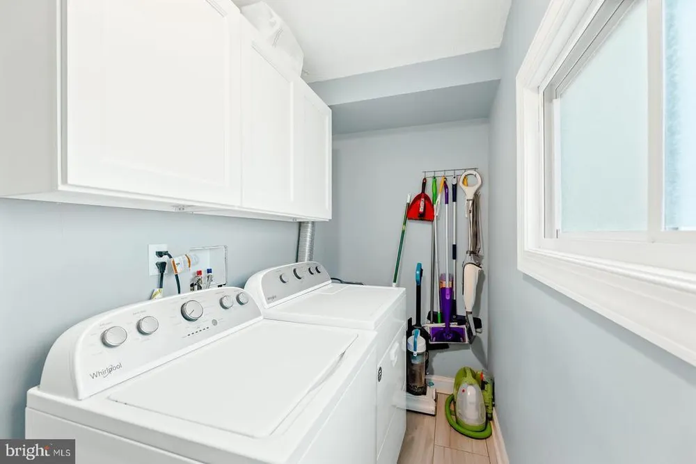 428 Conarroe St, Philadelphia, PA 19128