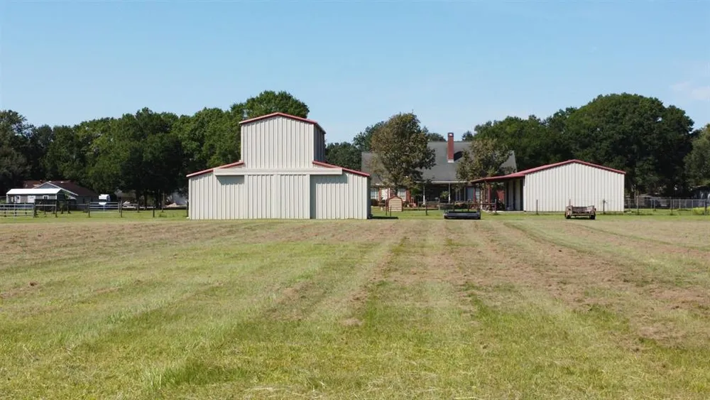 1655 Wooten Rd, Beaumont, TX 77707