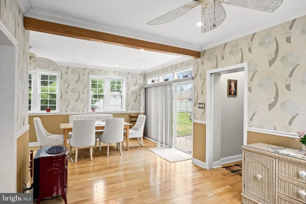 125 RHODE ISLAND AVENUE, Cherry Hill, NJ 08002