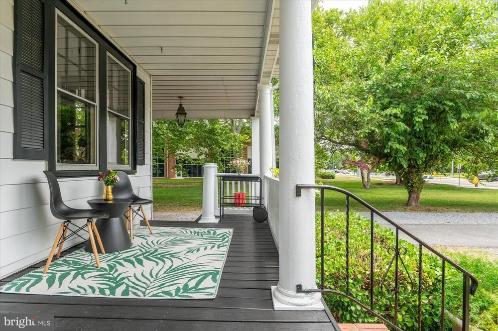 1422 West St, Annapolis, MD 21401