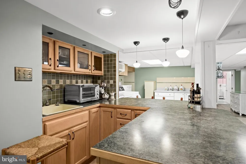 125 RHODE ISLAND AVENUE, Cherry Hill, NJ 08002