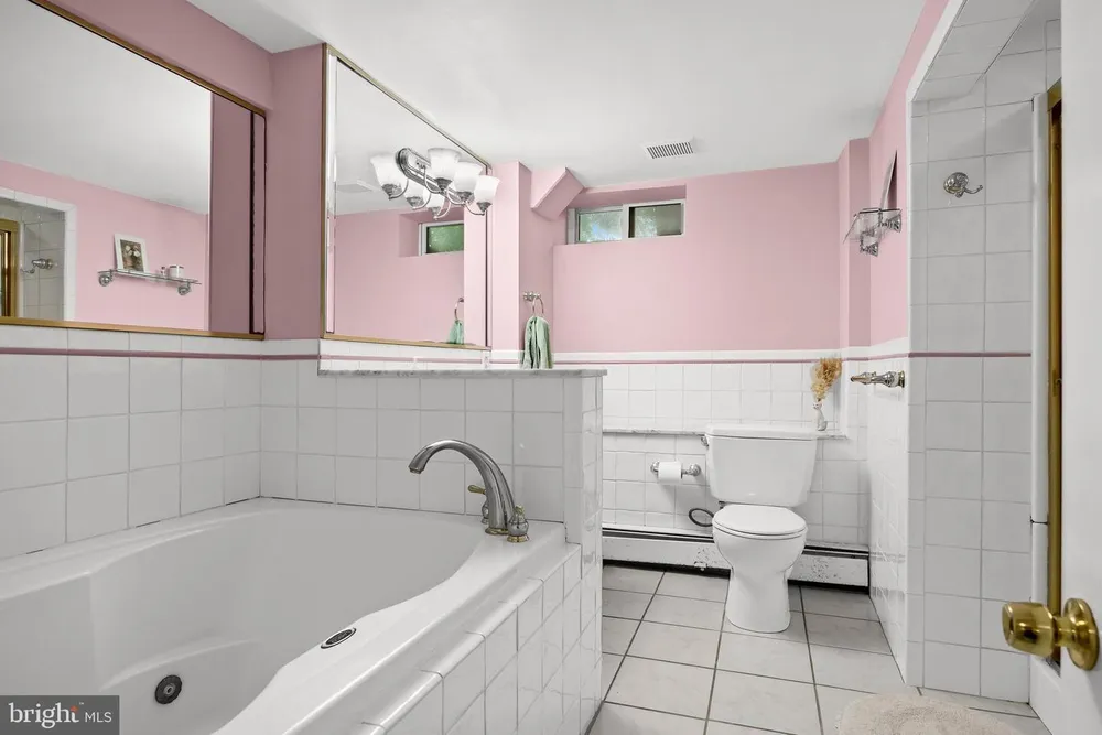 125 RHODE ISLAND AVENUE, Cherry Hill, NJ 08002