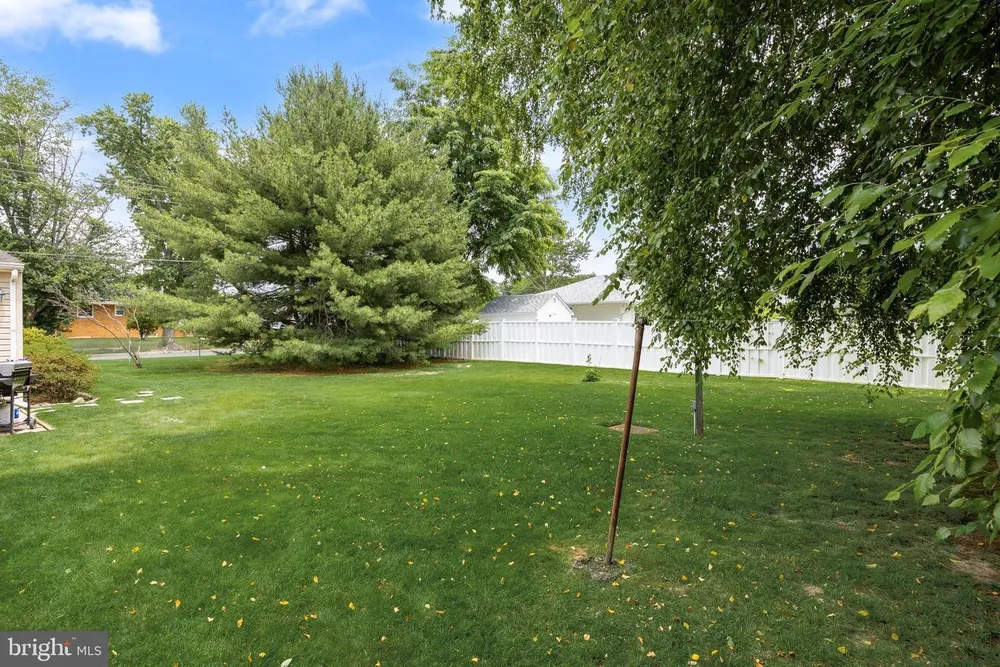 125 RHODE ISLAND AVENUE, Cherry Hill, NJ 08002