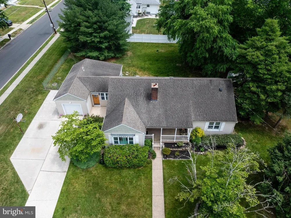 125 RHODE ISLAND AVENUE, Cherry Hill, NJ 08002