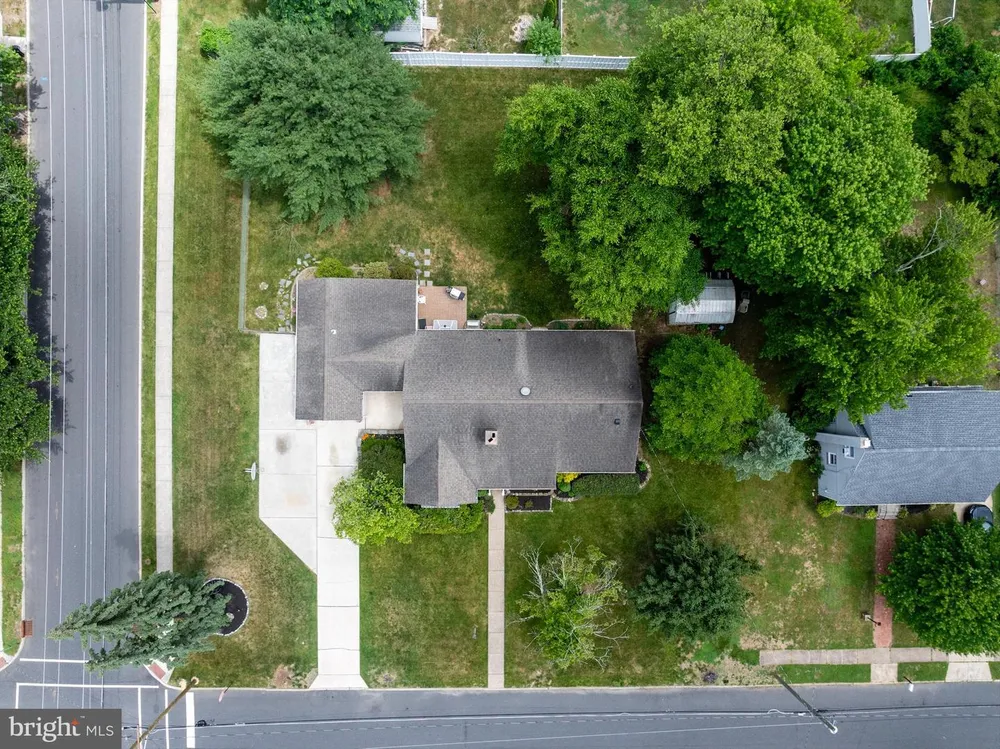 125 RHODE ISLAND AVENUE, Cherry Hill, NJ 08002