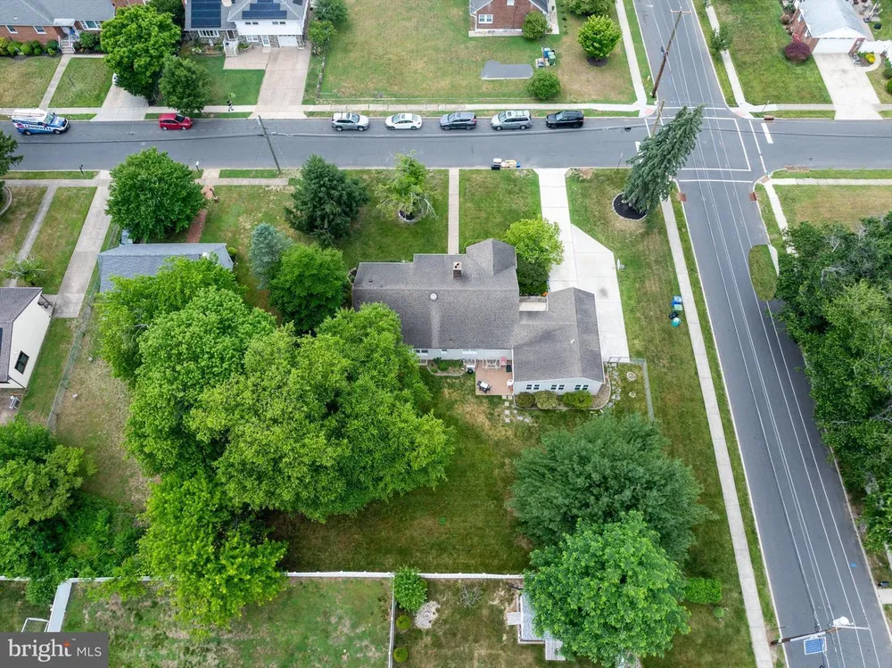 125 RHODE ISLAND AVENUE, Cherry Hill, NJ 08002