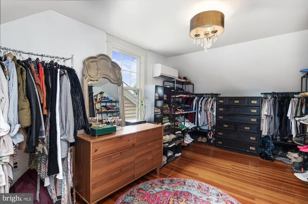 1422 West St, Annapolis, MD 21401