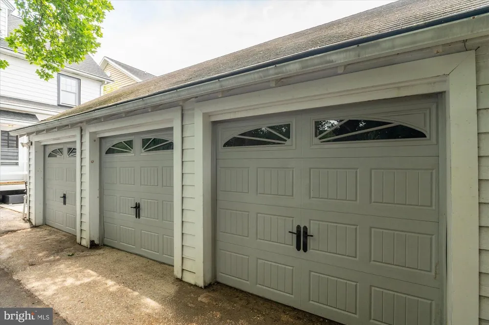 1422 West St, Annapolis, MD 21401