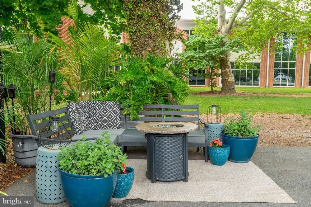 1422 West St, Annapolis, MD 21401