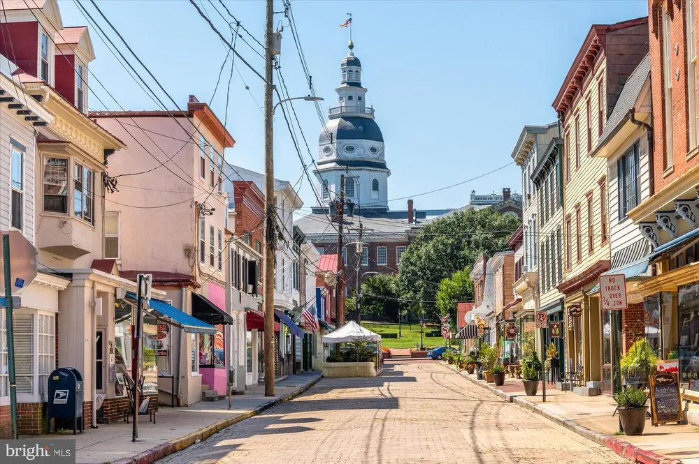 1422 West St, Annapolis, MD 21401