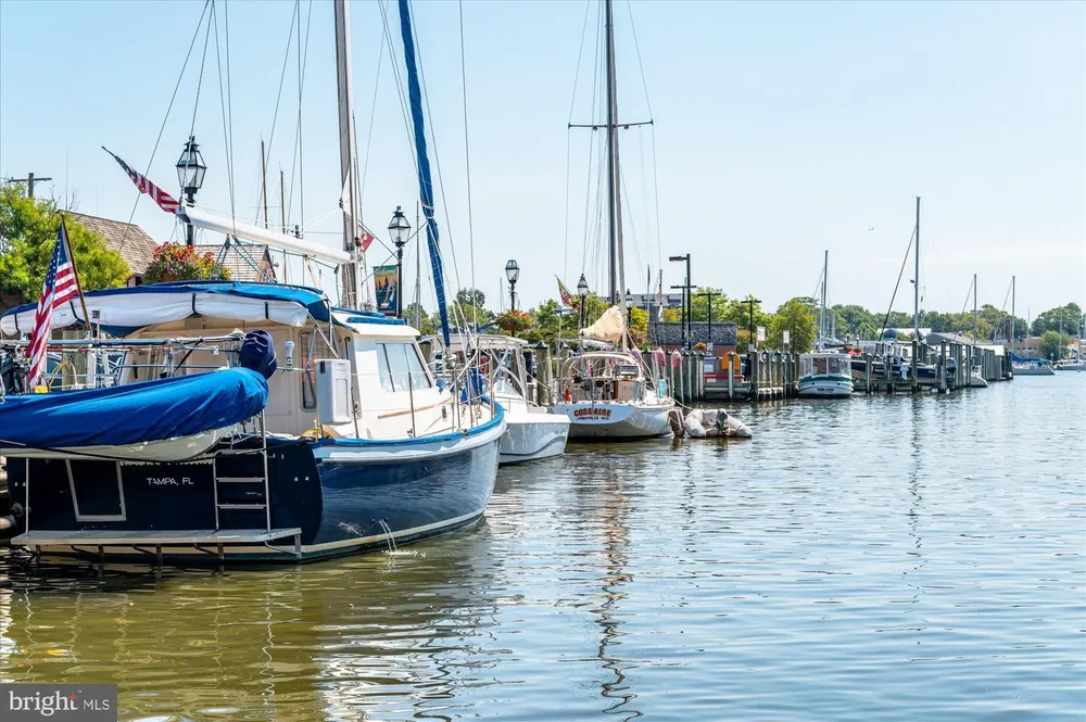 1422 West St, Annapolis, MD 21401