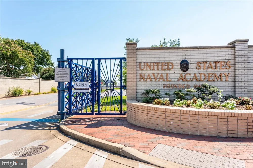 1422 West St, Annapolis, MD 21401