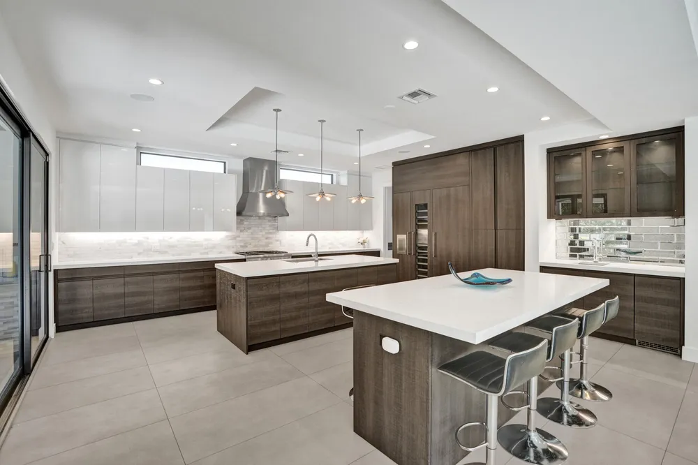 918 SE 8th St, Fort Lauderdale, FL 33316