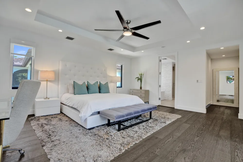 918 SE 8th St, Fort Lauderdale, FL 33316