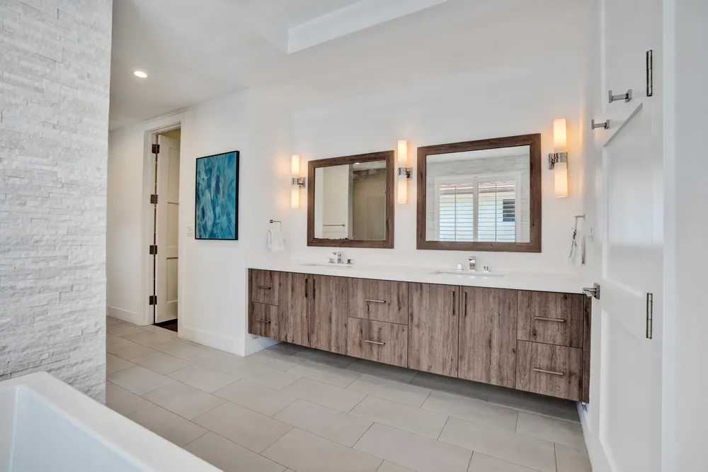 918 SE 8th St, Fort Lauderdale, FL 33316
