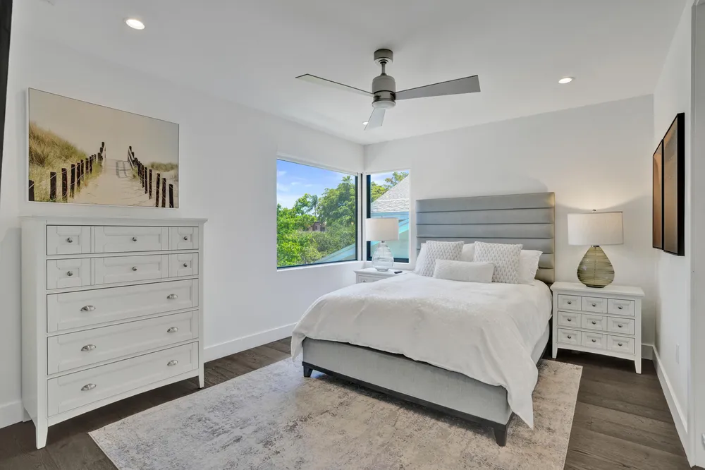 918 SE 8th St, Fort Lauderdale, FL 33316