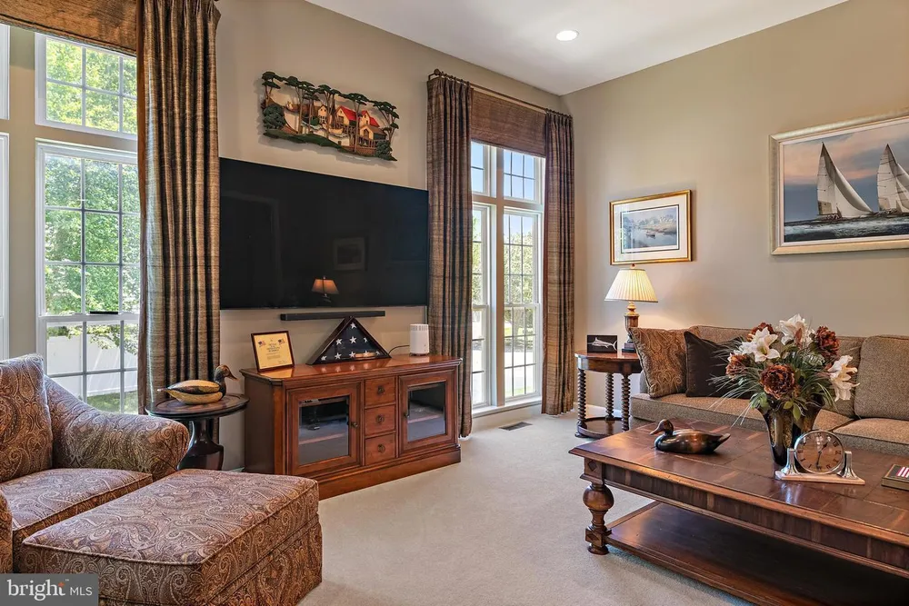 216 Bowen Ct, Annapolis, MD 21401
